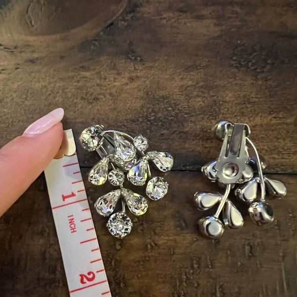 Vintage Albert Weiss Silver Tone and Crystal Clip On Earrings Formal - Picture 3 of 5